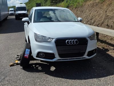 M25 Tyre change